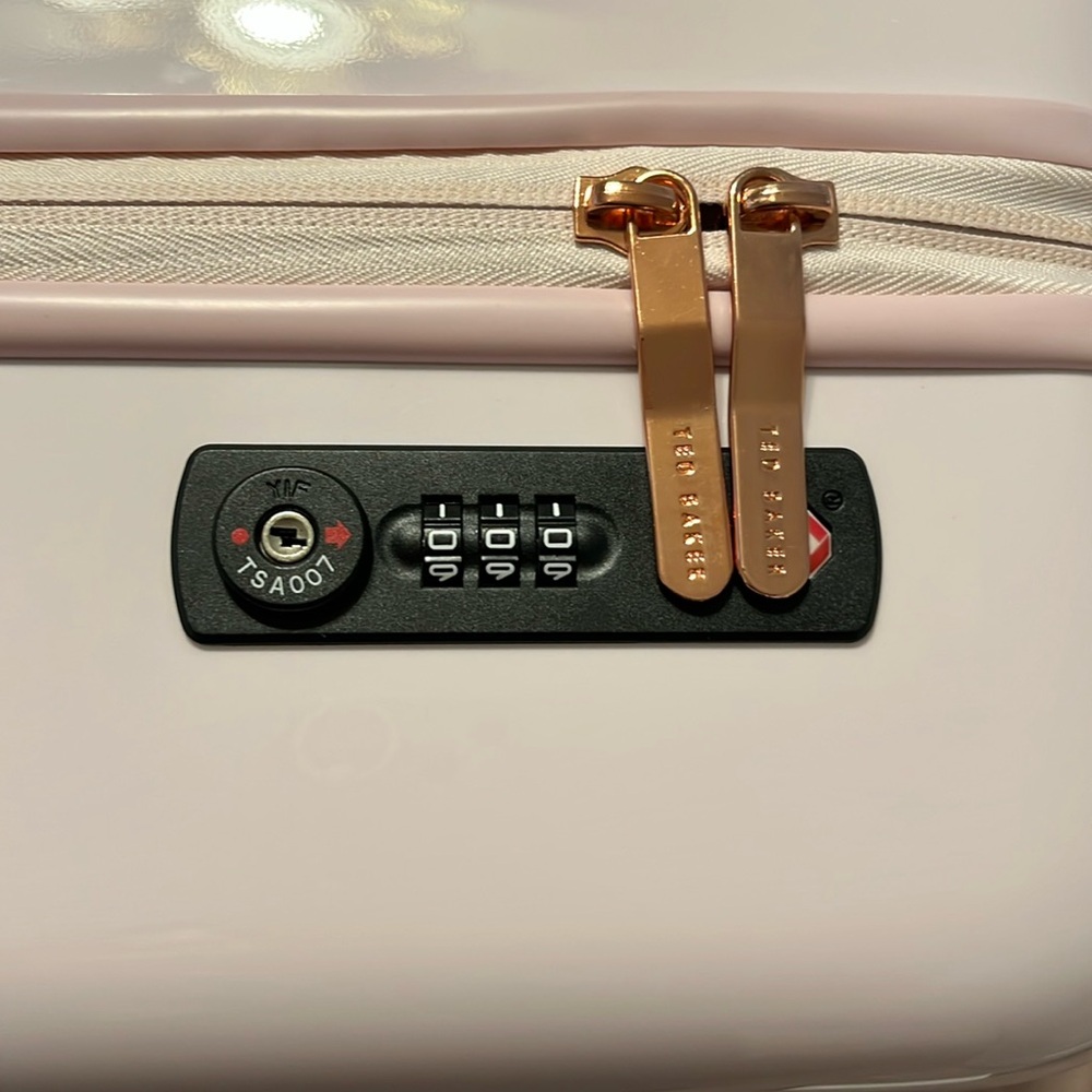 Ted Baker Oriental Blossom Cherry Blossom Pink And White Carry-On Suitcase - Picture 5 of 16